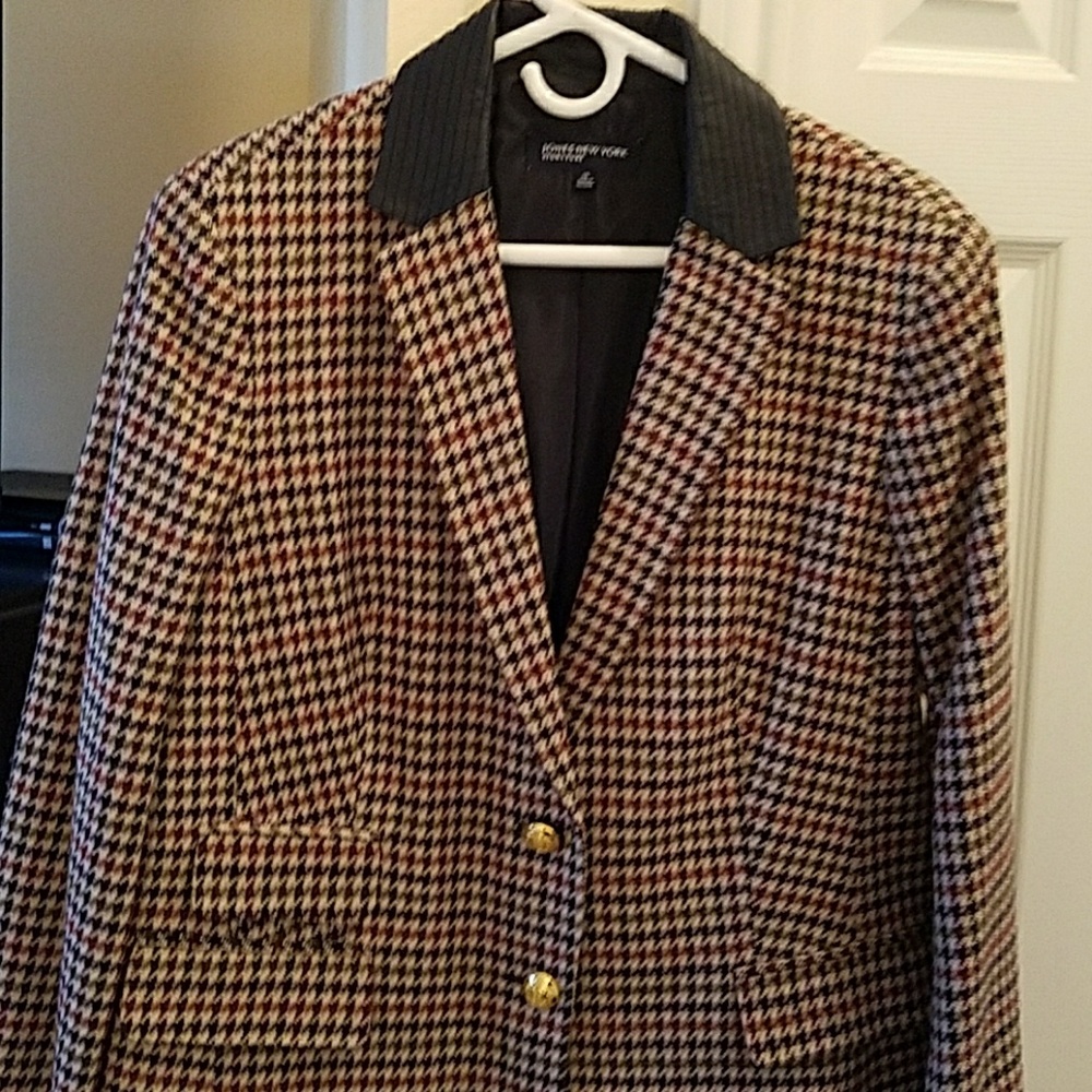 JONES OF NEW YORK- Signature Blazer
